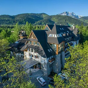 Crocus Hotel